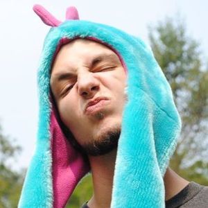 Meet your Posher, Jamie